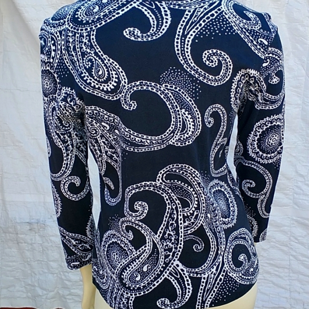 Shirt - Picture 4 of 5